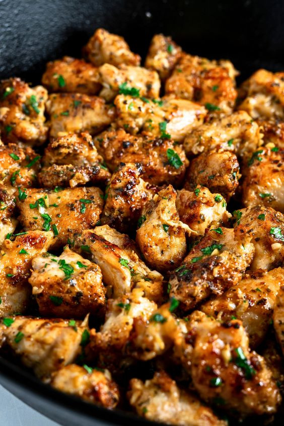 15 Minute Garlic Butter Chicken Bites