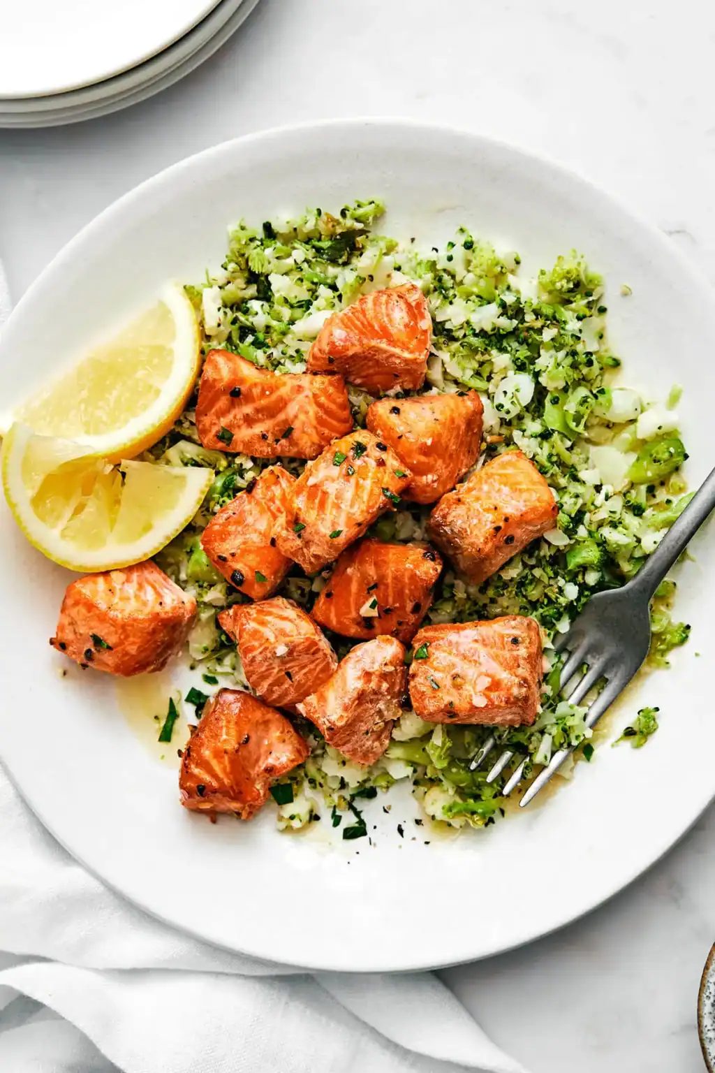 Air Fryer Salmon Bites